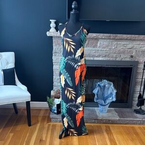 SHEIN Black Tropical Leaf Print Maxi Dress